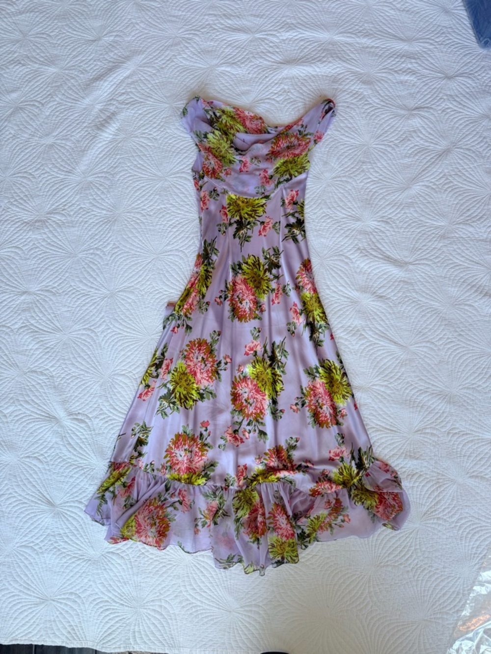 Cinq à Sept Chrysanthemum Ray Silk Floral Midi Dress, Purple | Size 6 - Picture 4 of 9